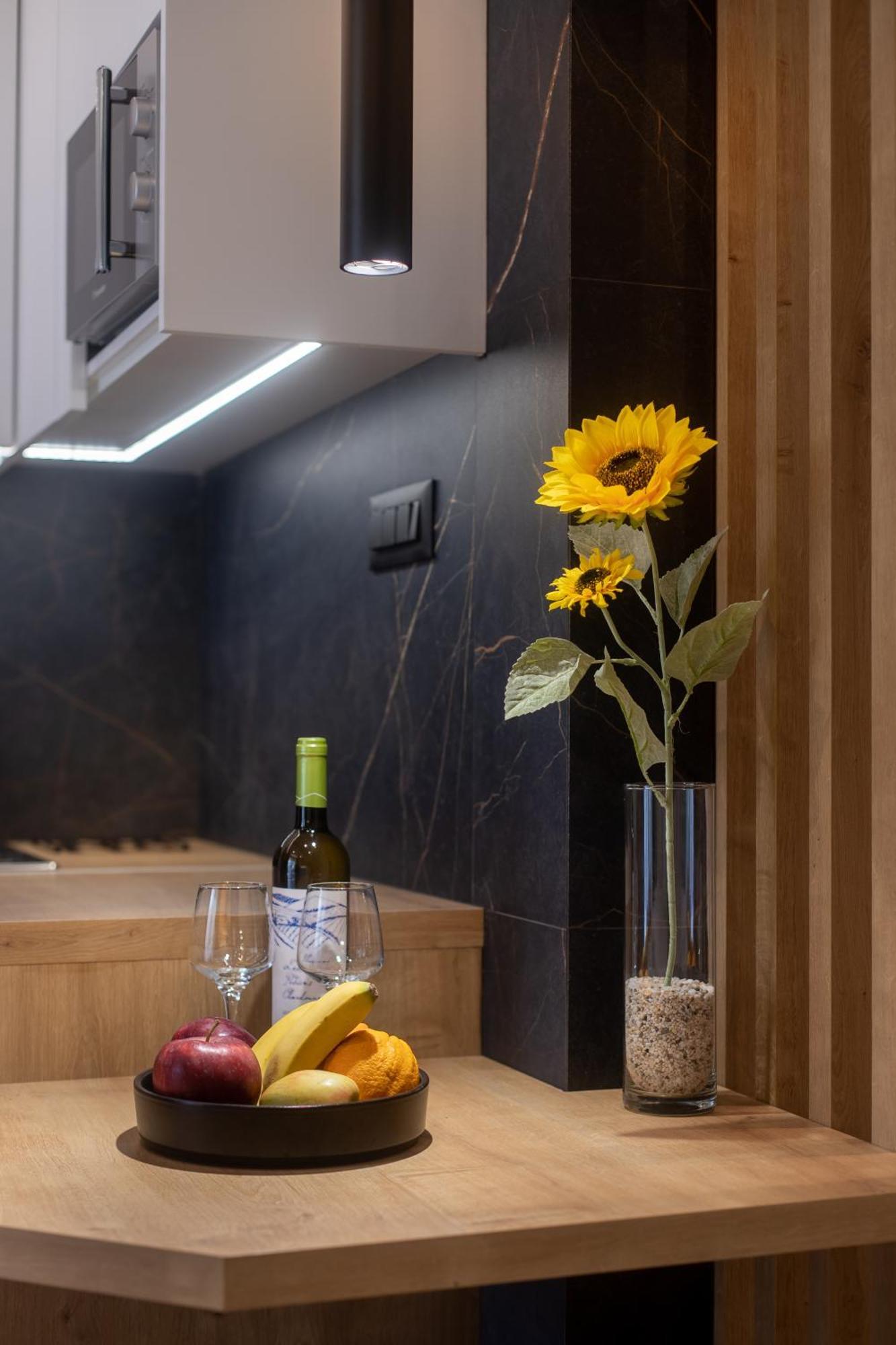 Sunflower Smartliving Suites 이라클리온 외부 사진